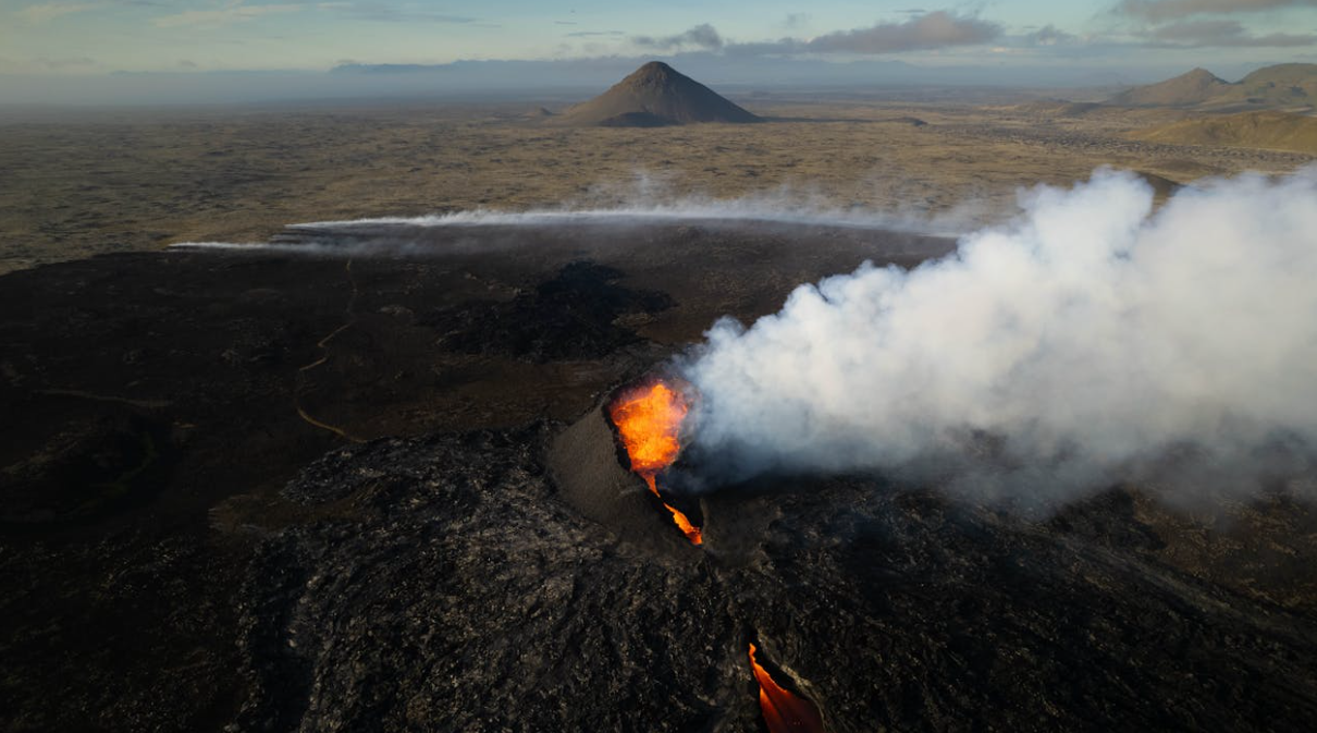 Newly Discovered Martian Volcano Could Hold a…